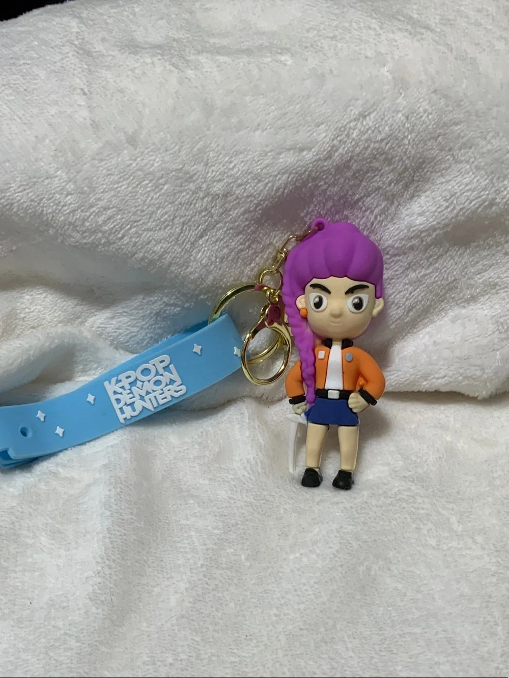 K-Pop Demon Hunters Purple-Haired Character Keychain (Blue Strap)